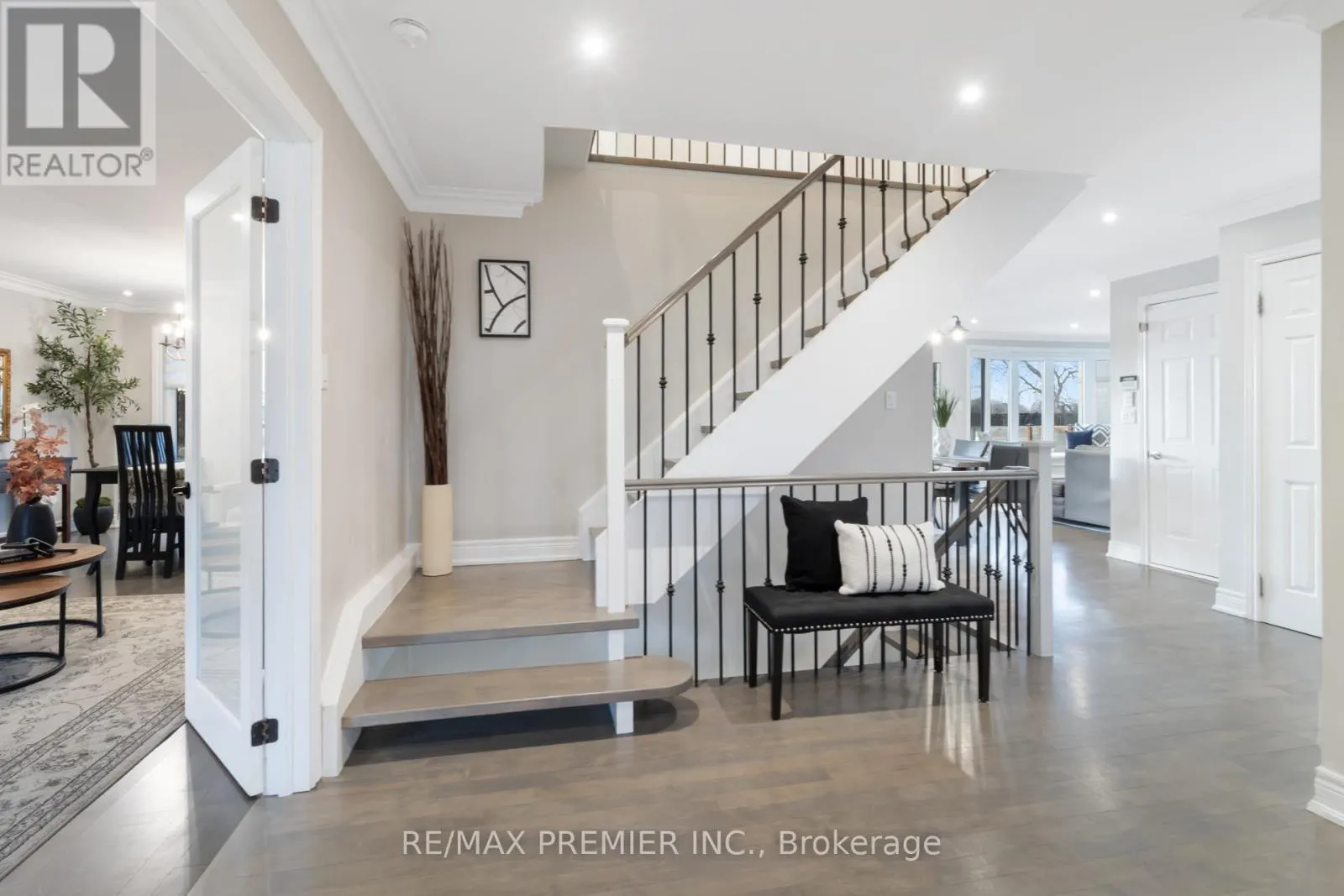 60 NOBLEVIEW DRIVE