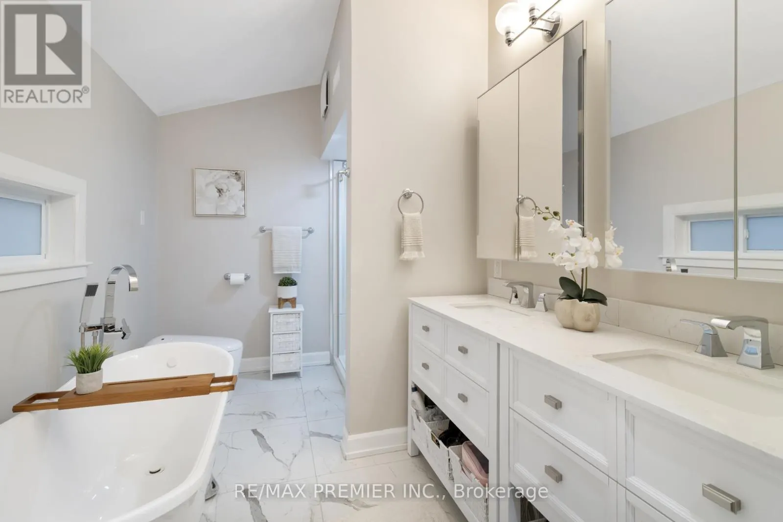 60 NOBLEVIEW DRIVE