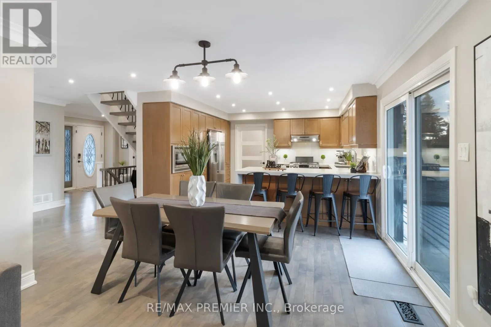 60 NOBLEVIEW DRIVE