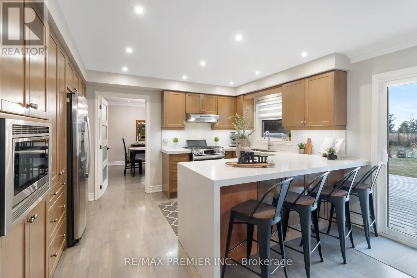 60 NOBLEVIEW DRIVE