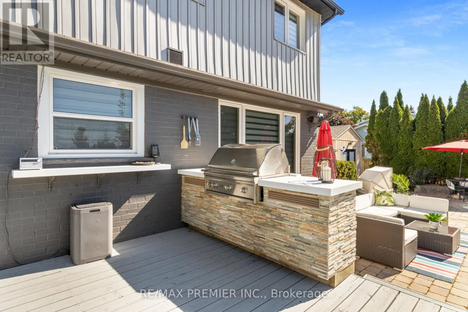 60 NOBLEVIEW DRIVE