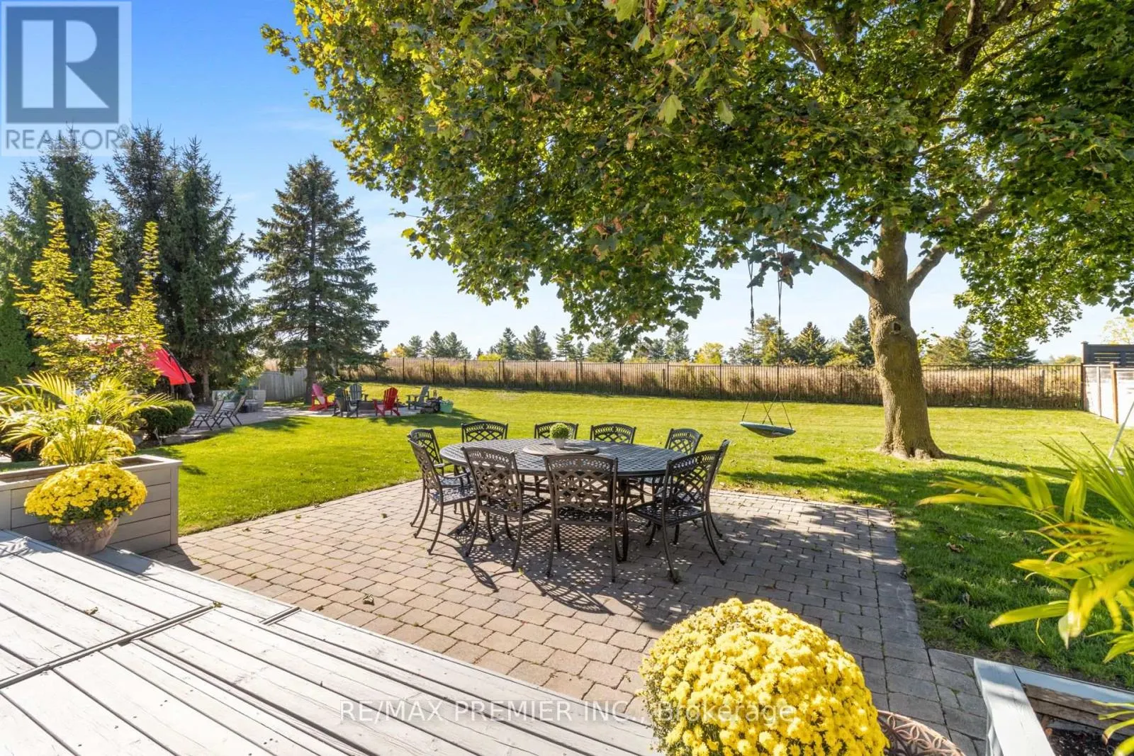 60 NOBLEVIEW DRIVE