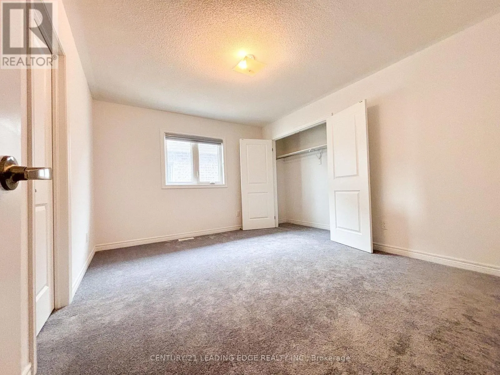 19 WAKEFIELD BOULEVARD