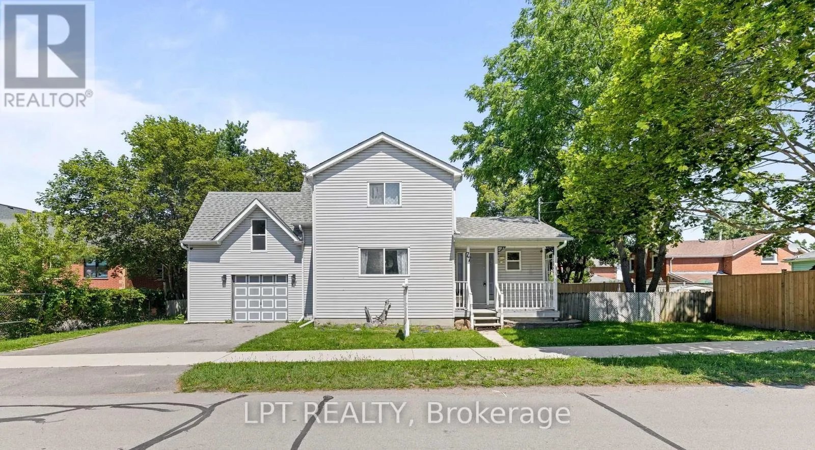 77 MUNRO ST WEST STREET W