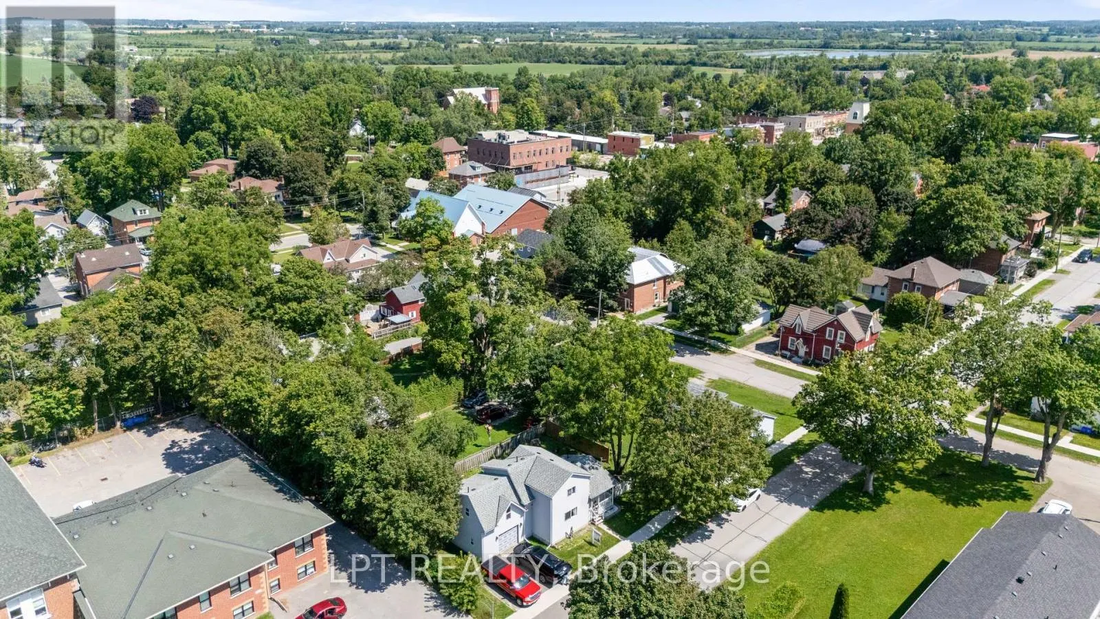 77 MUNRO ST WEST STREET W