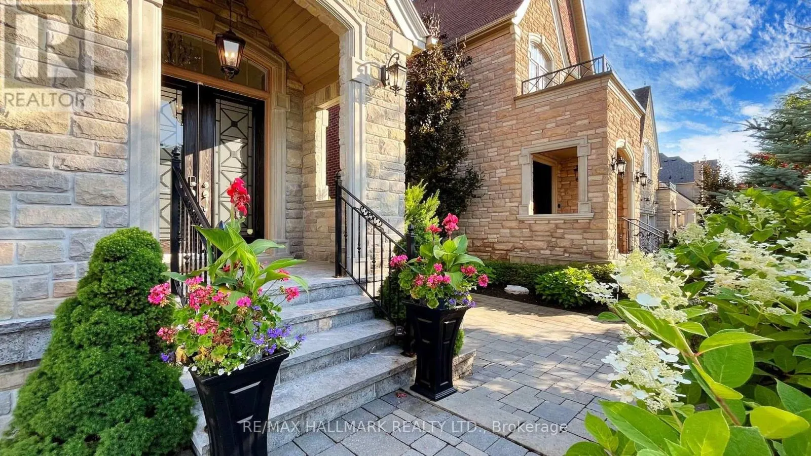 39 LILLY VALLEY CRESCENT