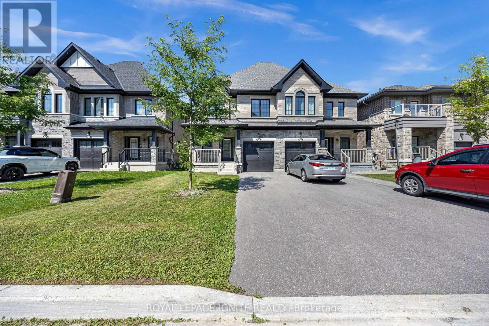 9 ALAN WILLIAMS TRAIL