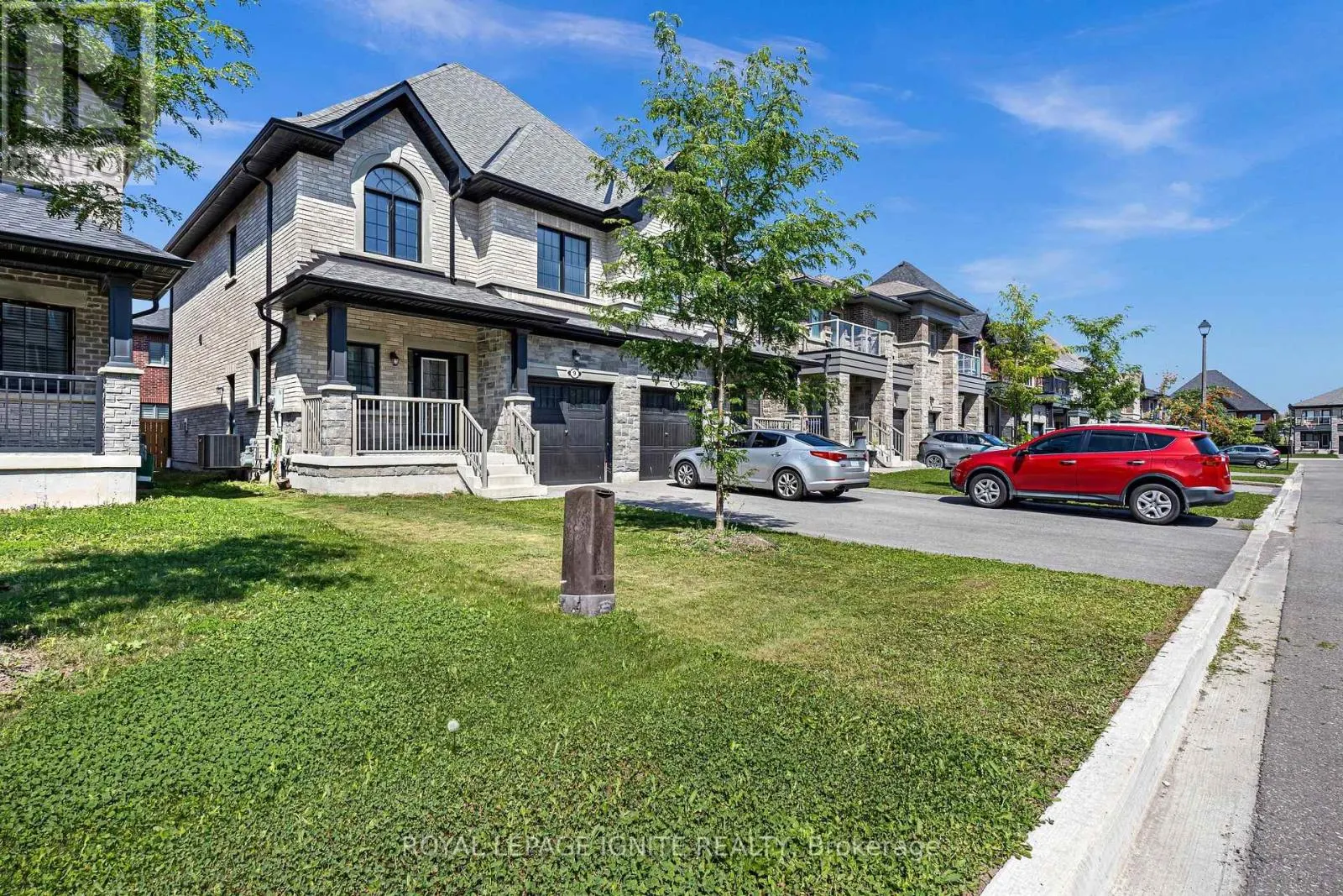 9 ALAN WILLIAMS TRAIL
