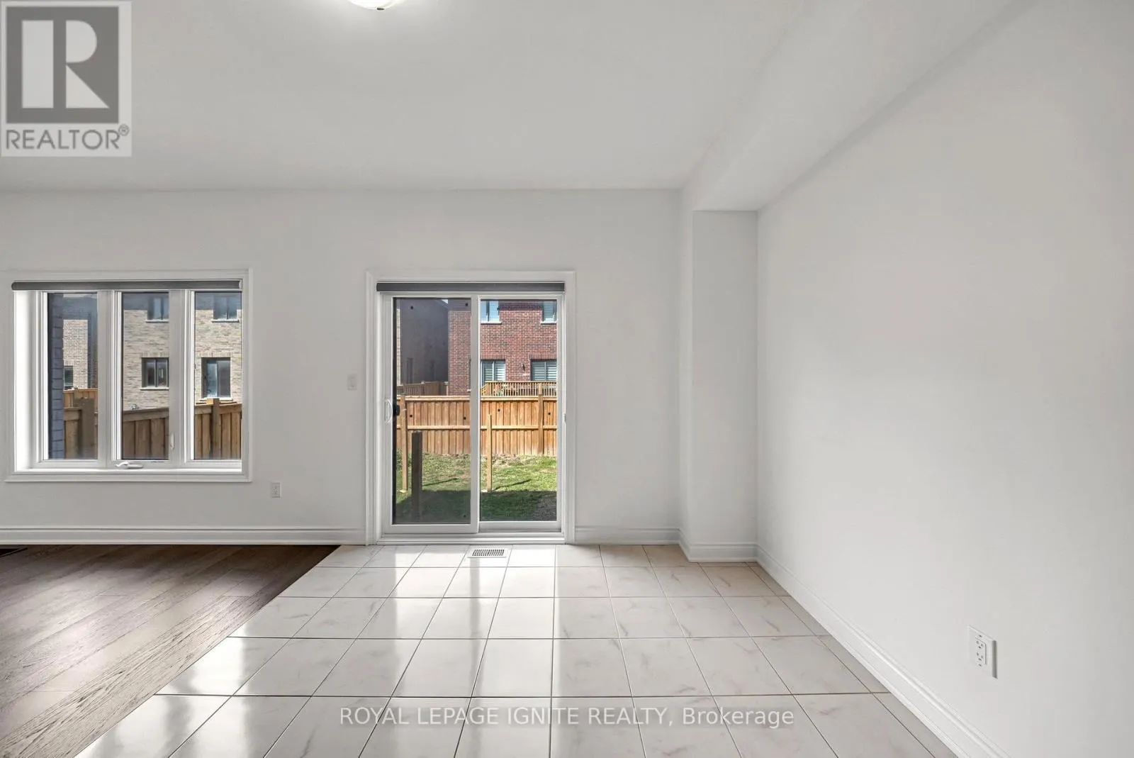 9 ALAN WILLIAMS TRAIL