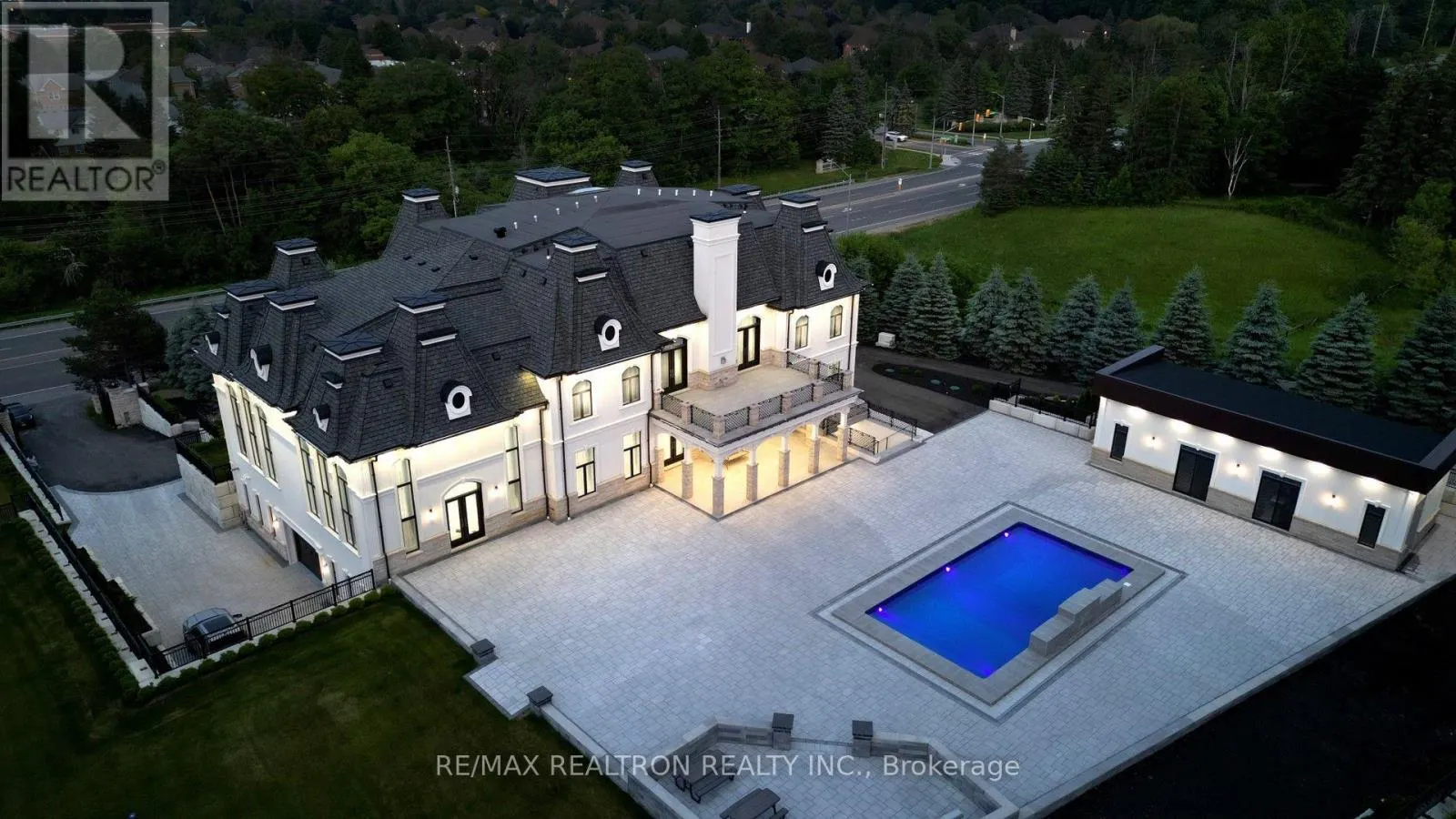 14358 BATHURST STREET