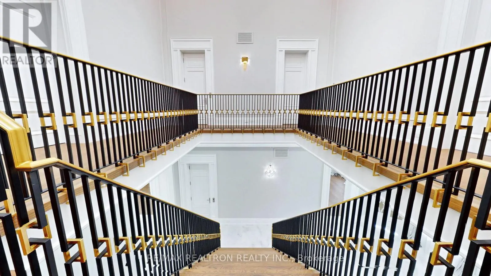 14358 BATHURST STREET