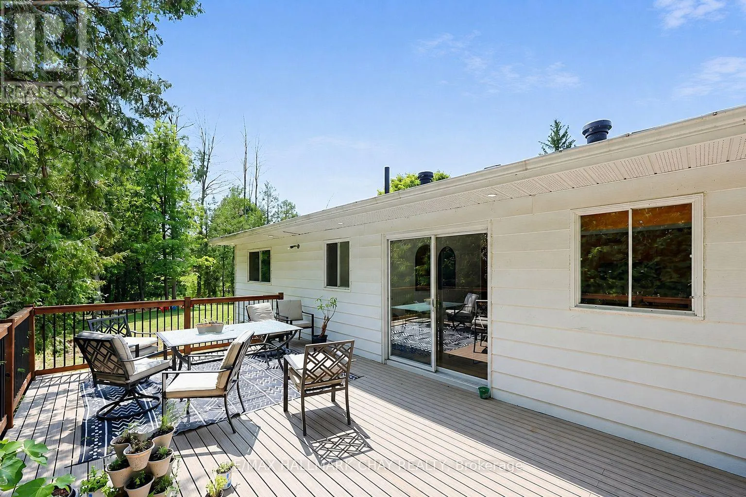 631 LOCKHART ROAD