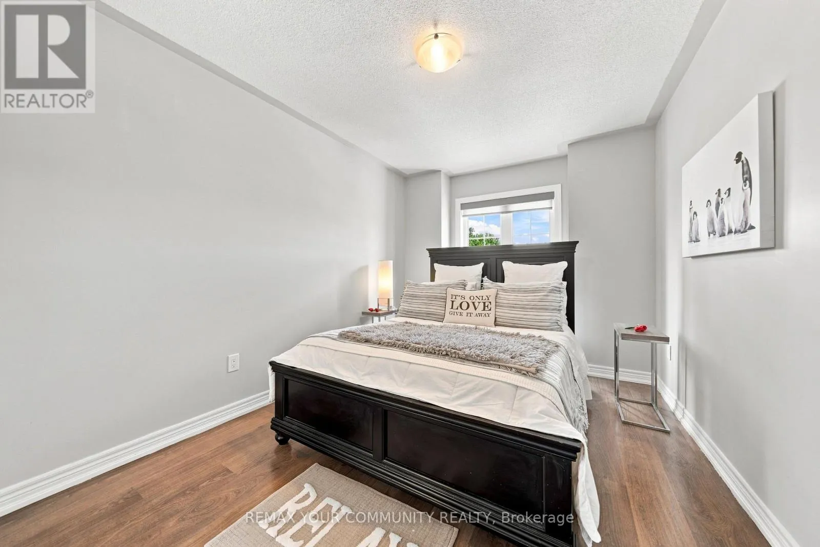 4 GREENWOOD DRIVE