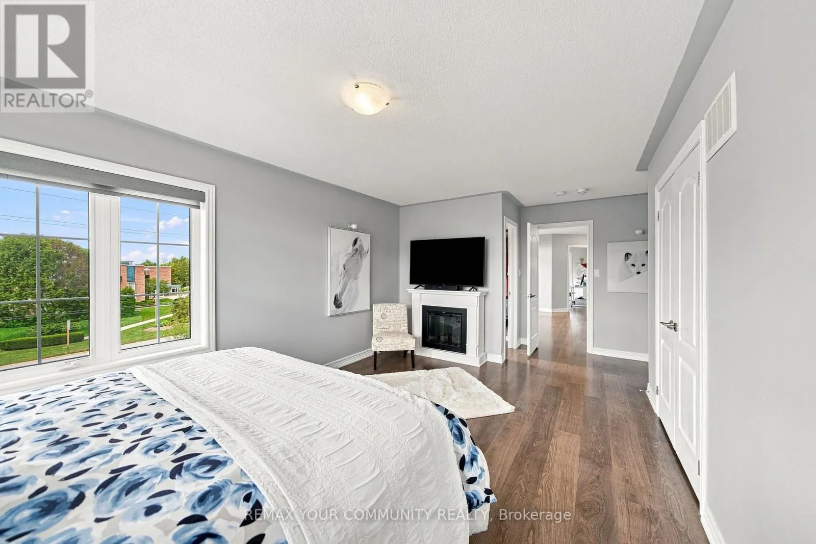 4 GREENWOOD DRIVE