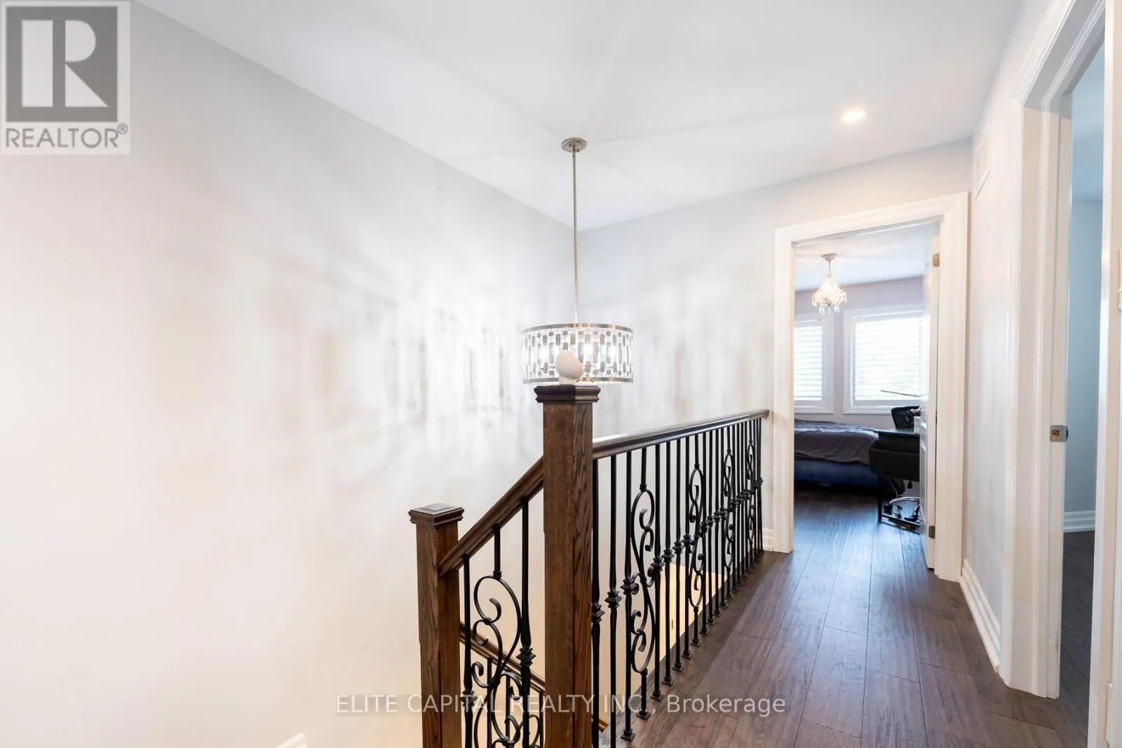 405 KING STREET E