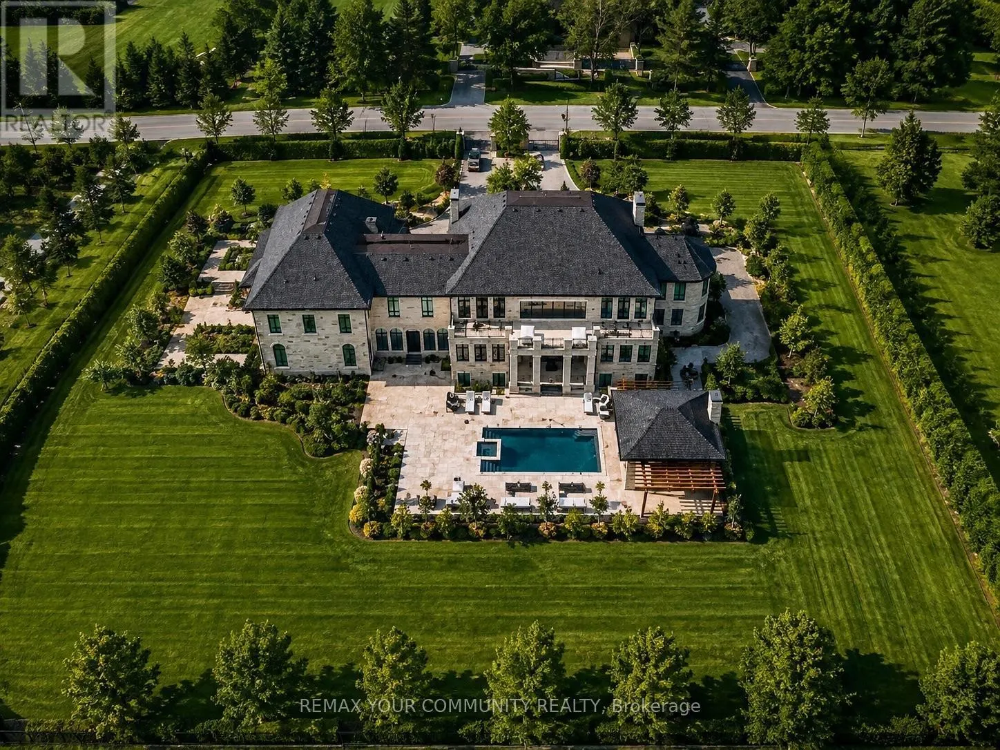 15 EDEN VALE DRIVE