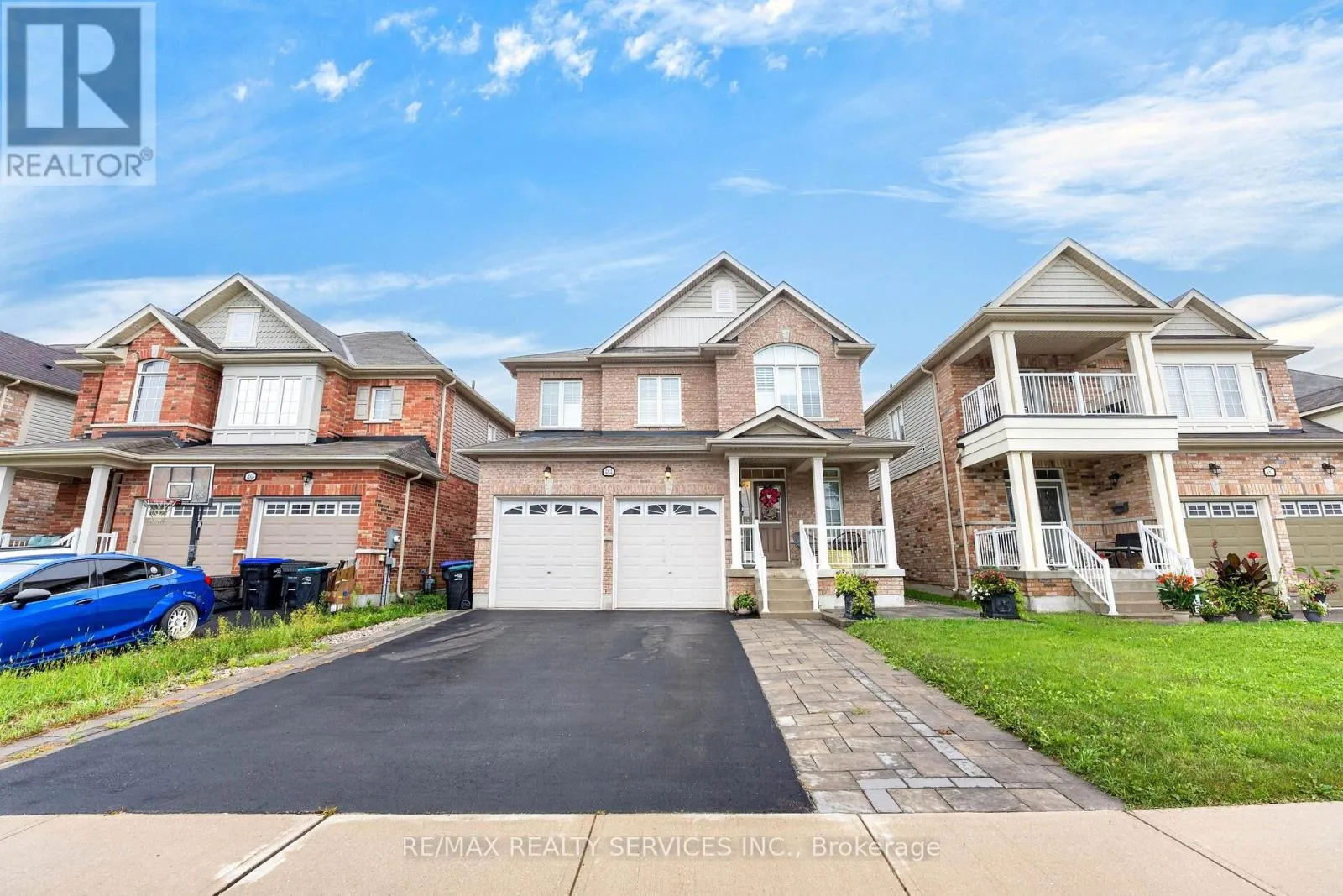 484 GREENWOOD DRIVE