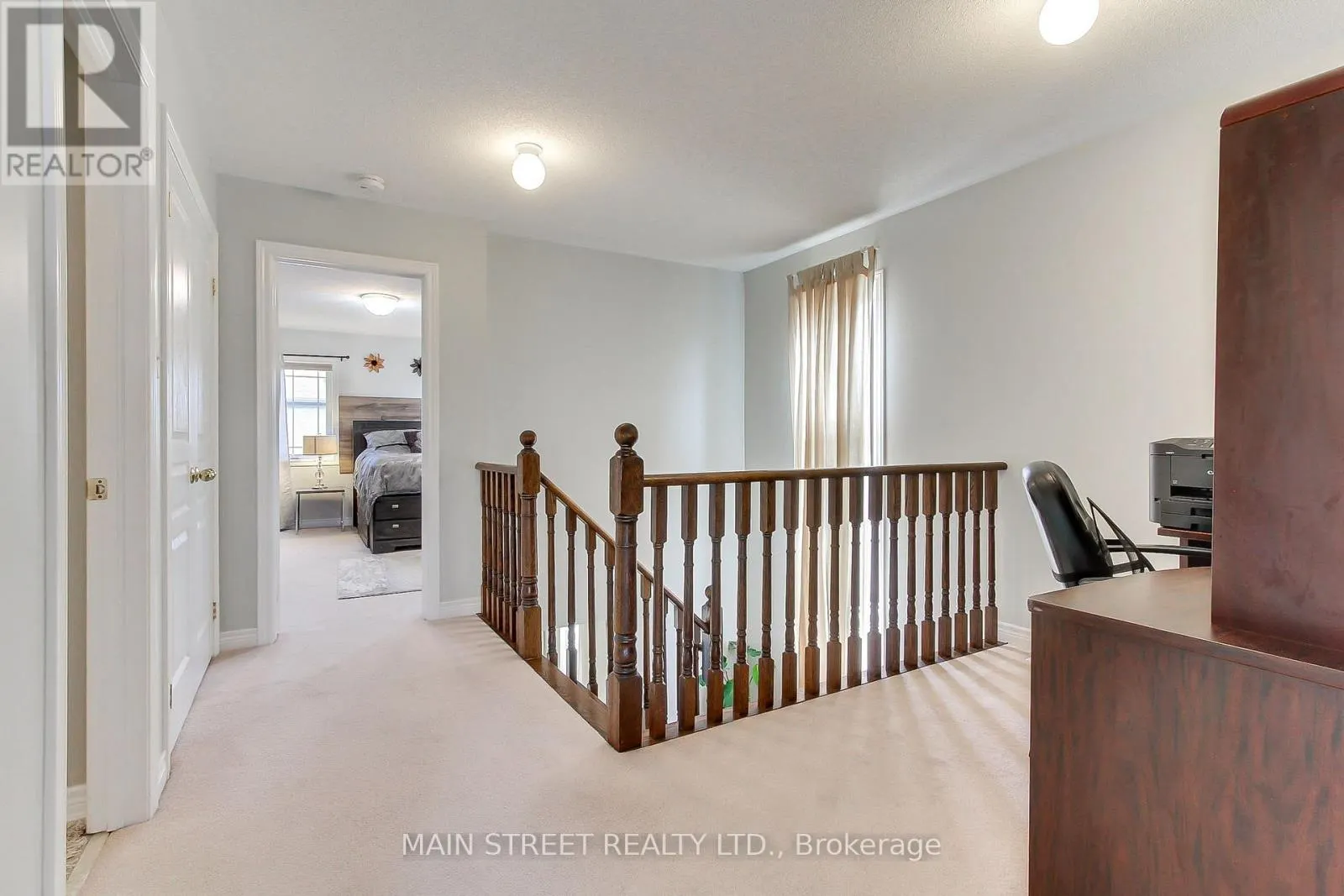 34 GREY WING AVENUE