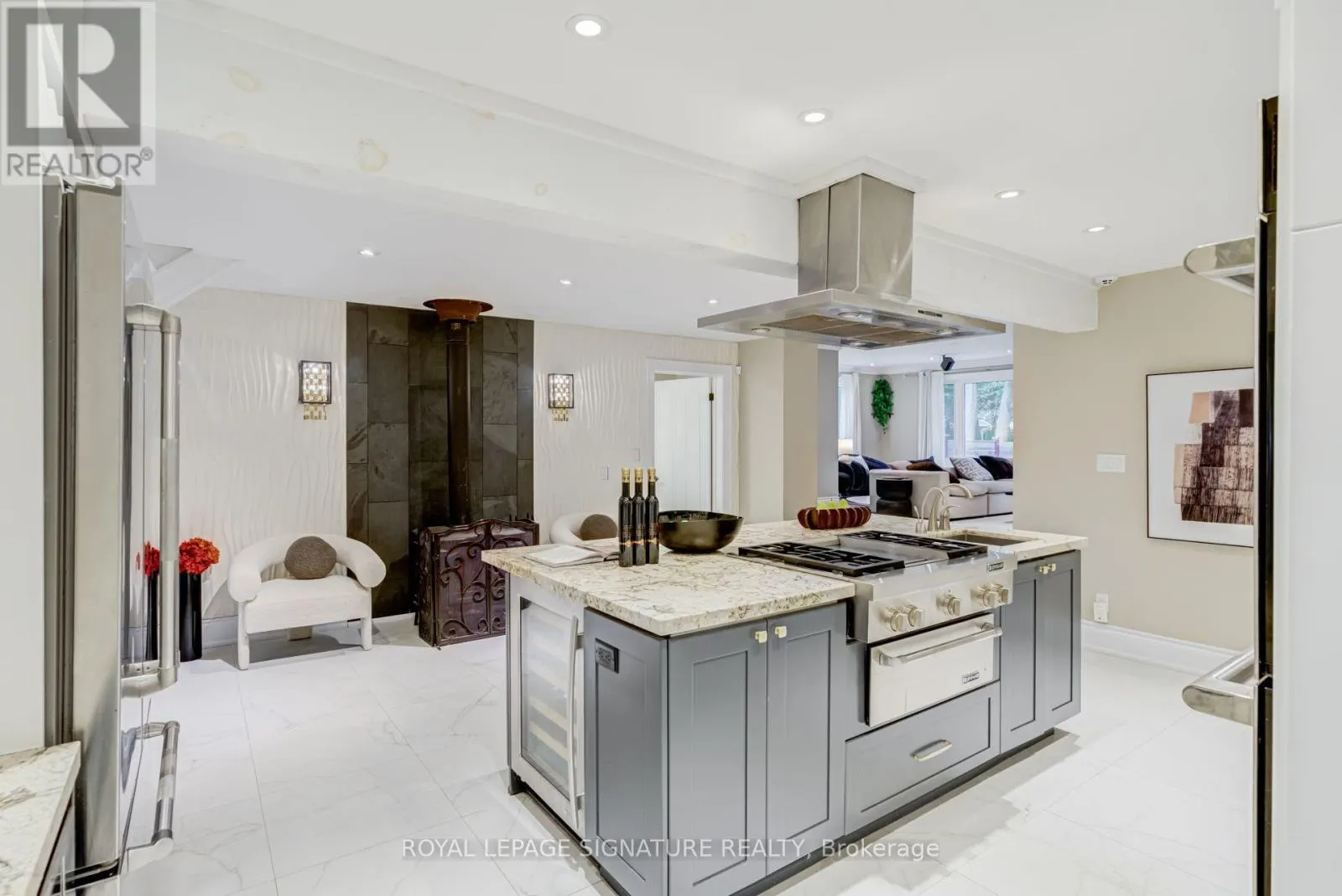 45 PLEASANT AVENUE