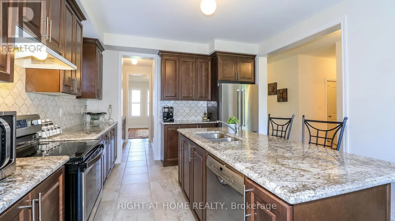 1474 SIMPKIN COURT