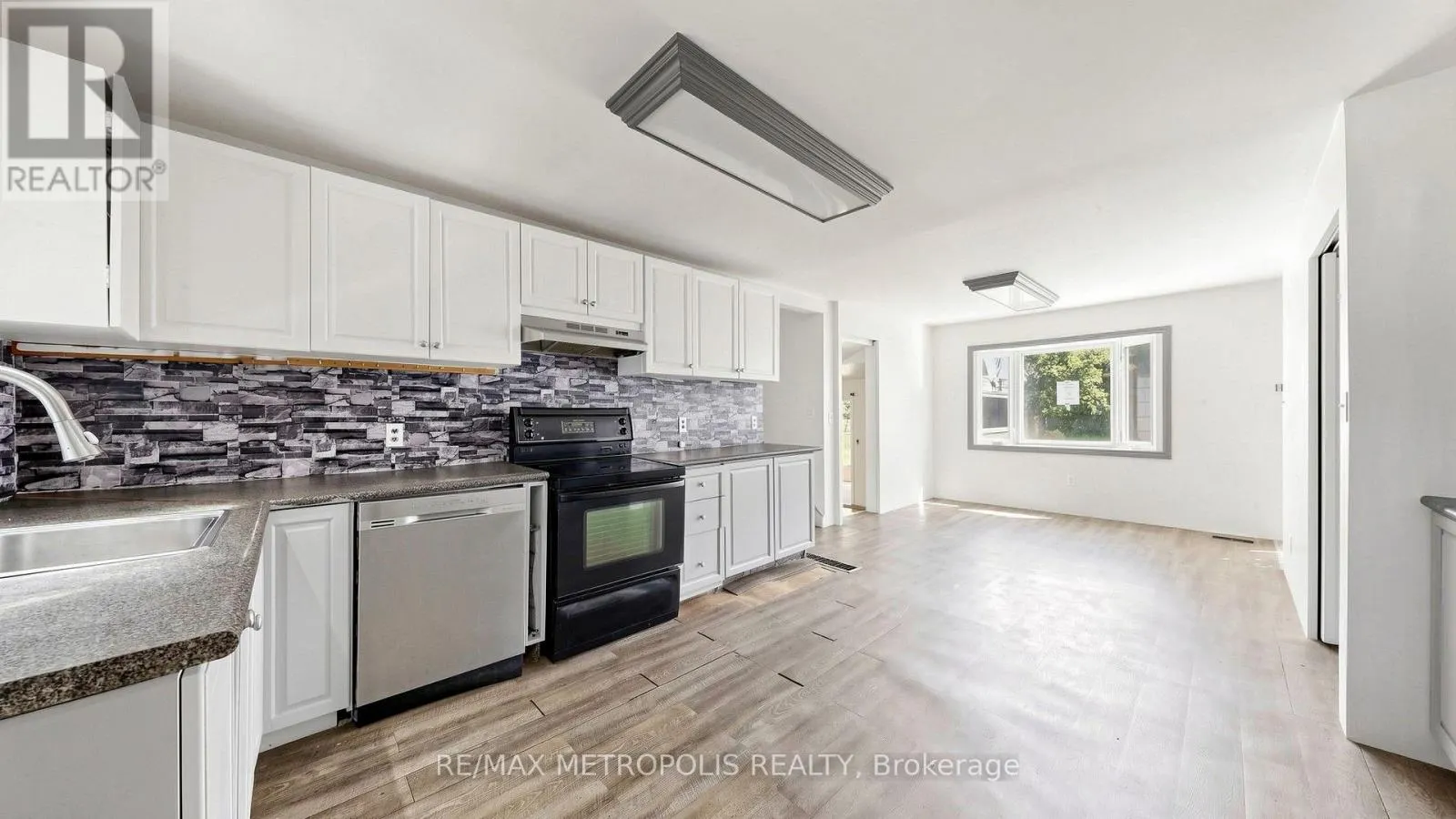 1051 GOSHEN ROAD