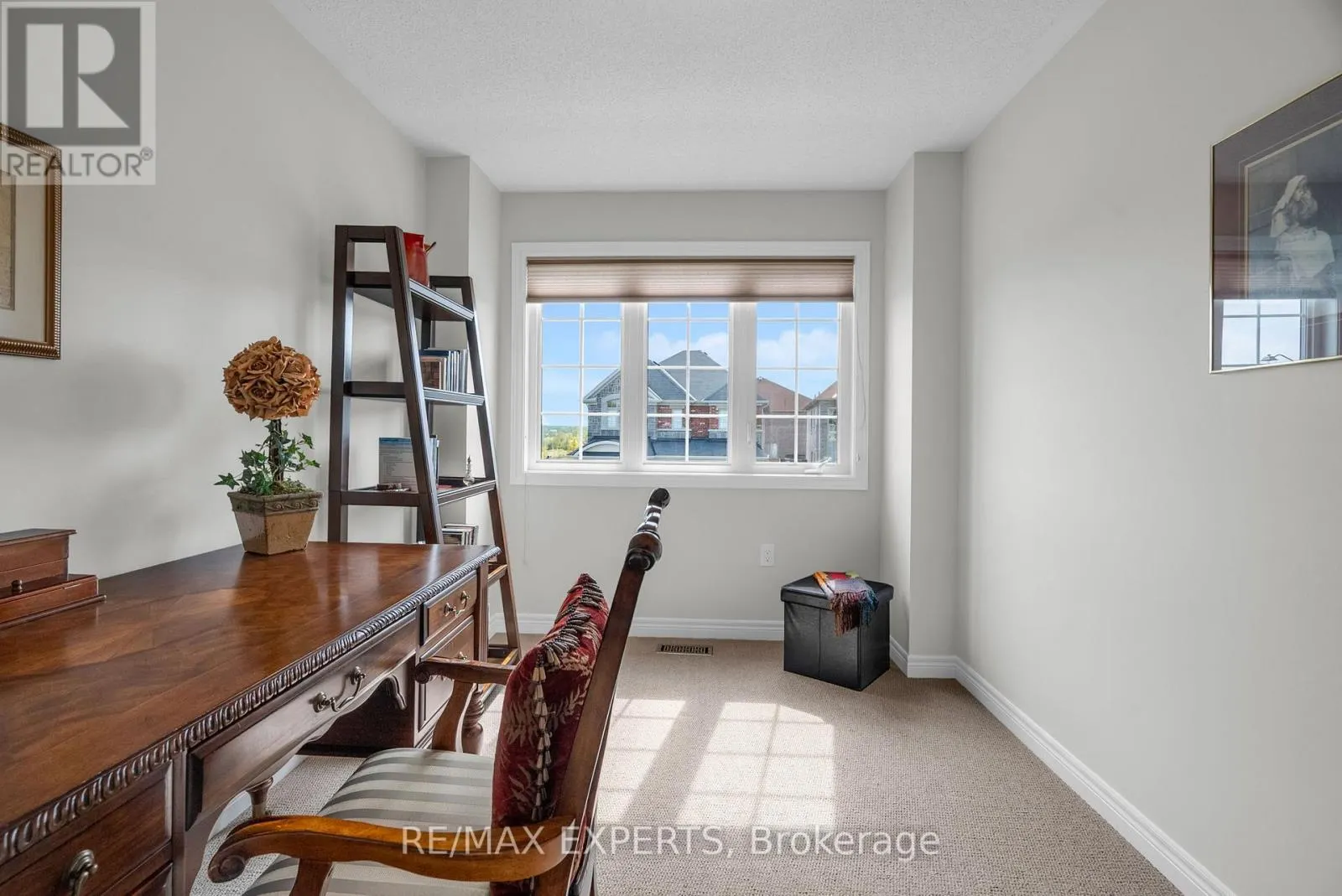 92 ROBB THOMPSON ROAD