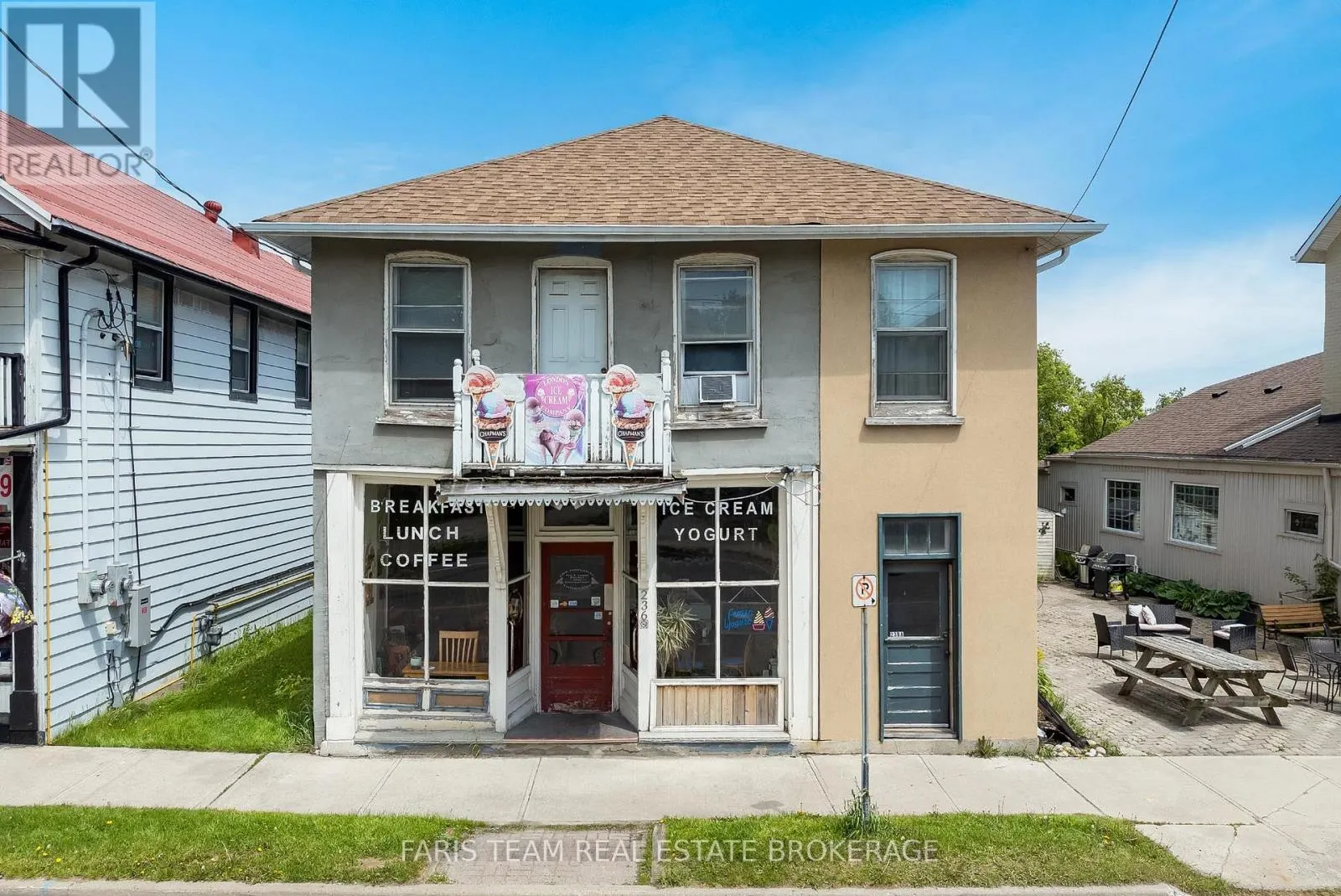 236 BARRIE STREET