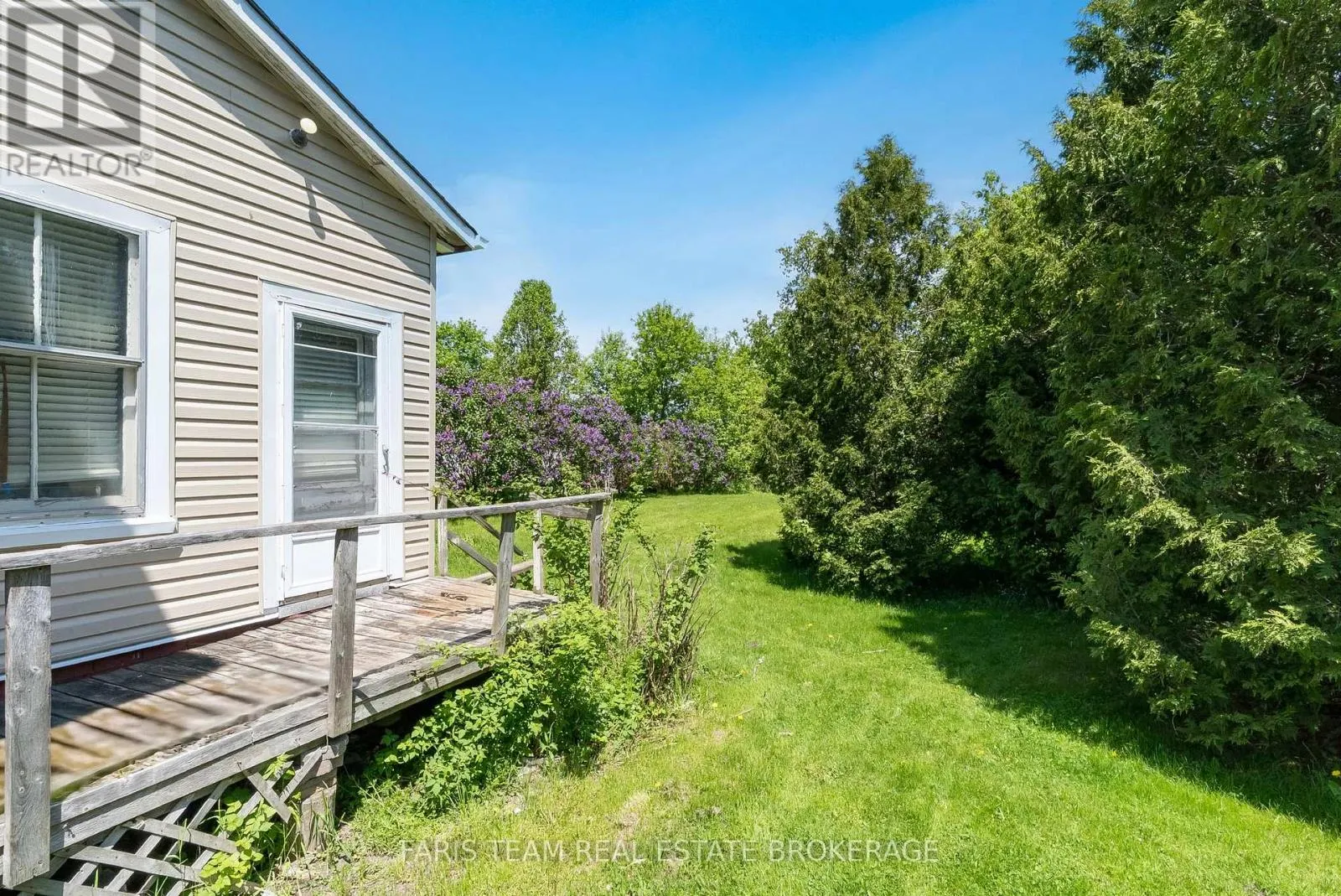 236 BARRIE STREET
