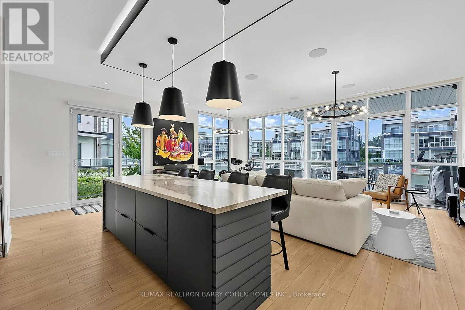 3674 FERRETTI COURT