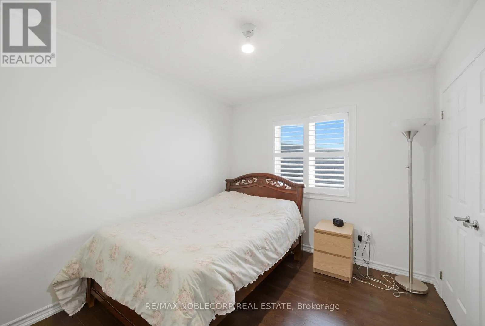 15 GOULD CRESCENT