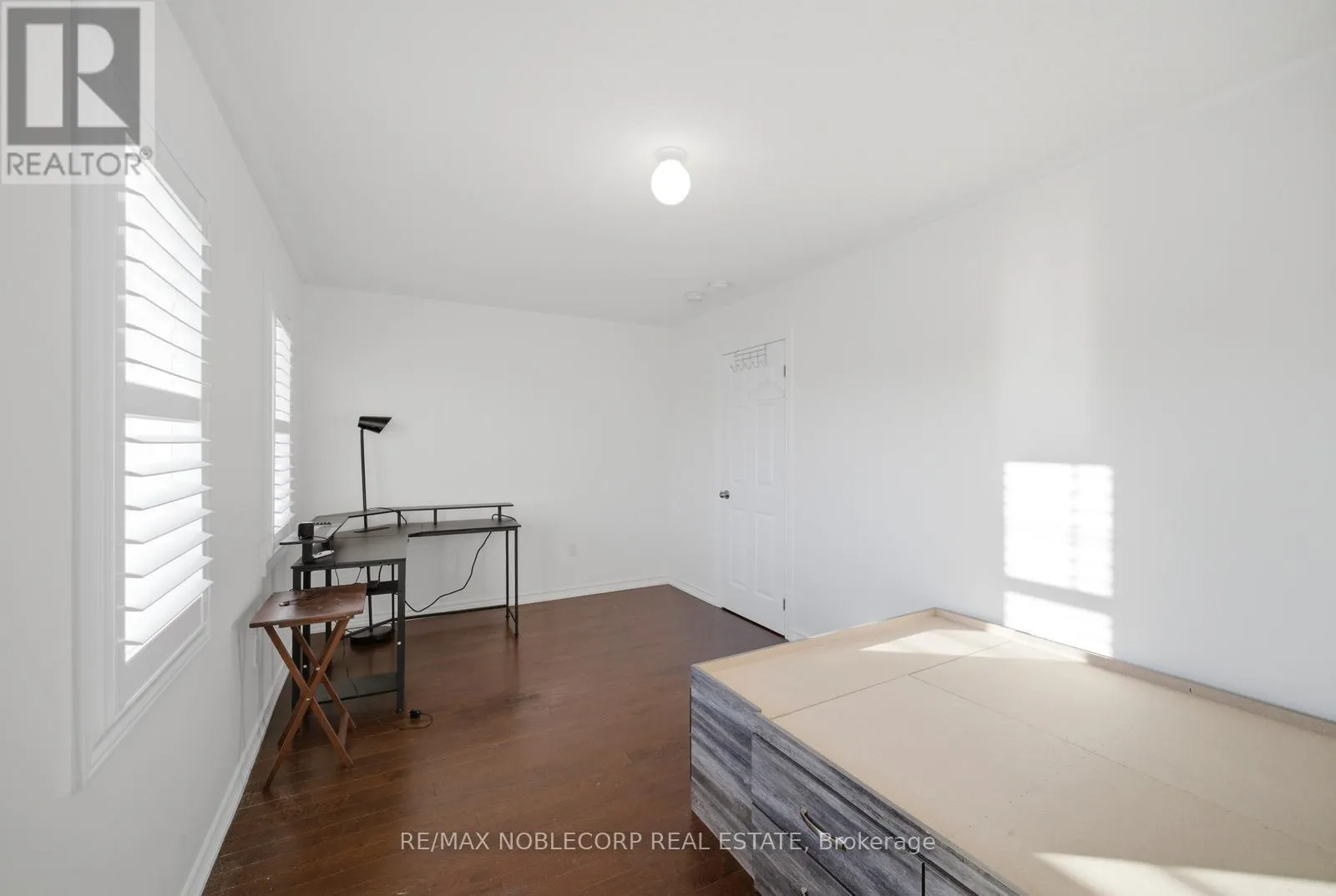 15 GOULD CRESCENT
