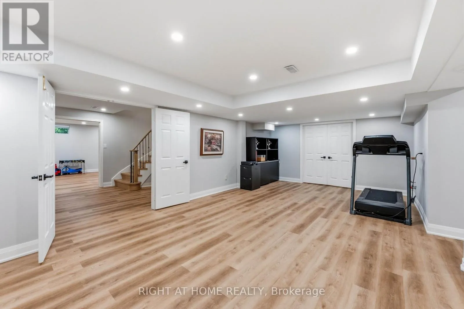 80 EDWARD POTTAGE CRESCENT