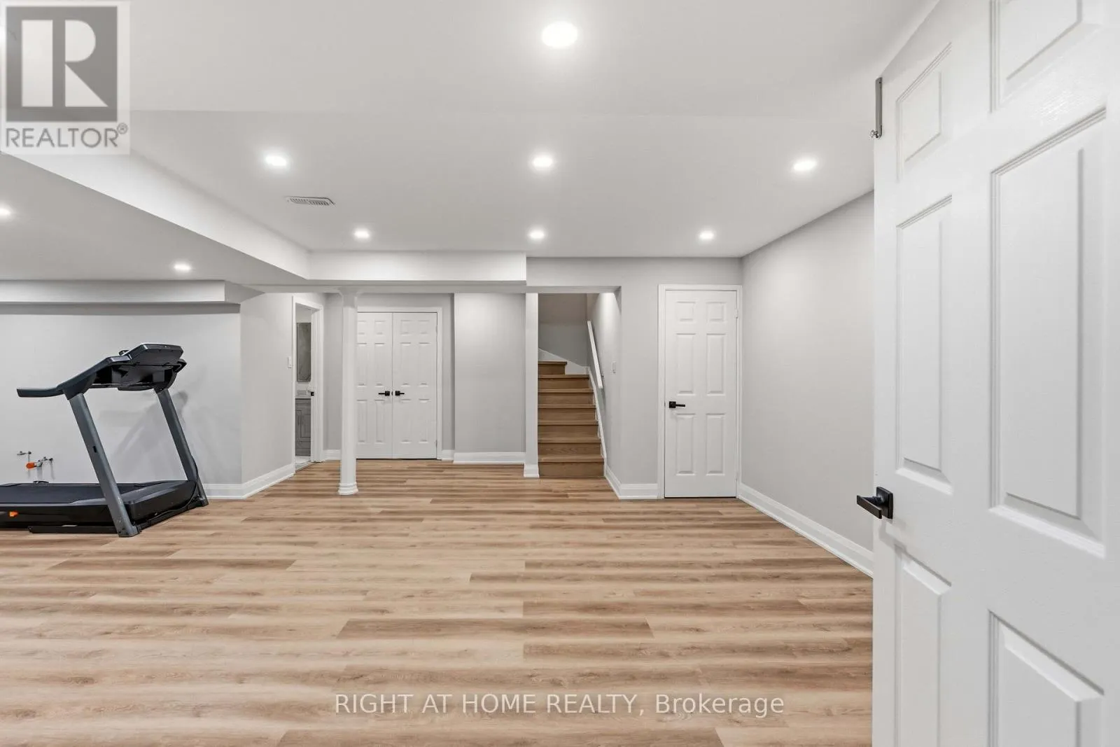 80 EDWARD POTTAGE CRESCENT