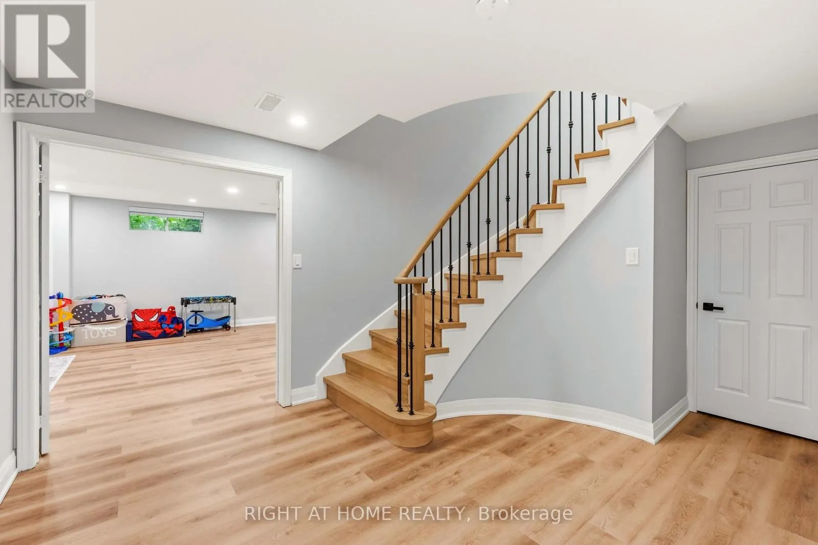 80 EDWARD POTTAGE CRESCENT