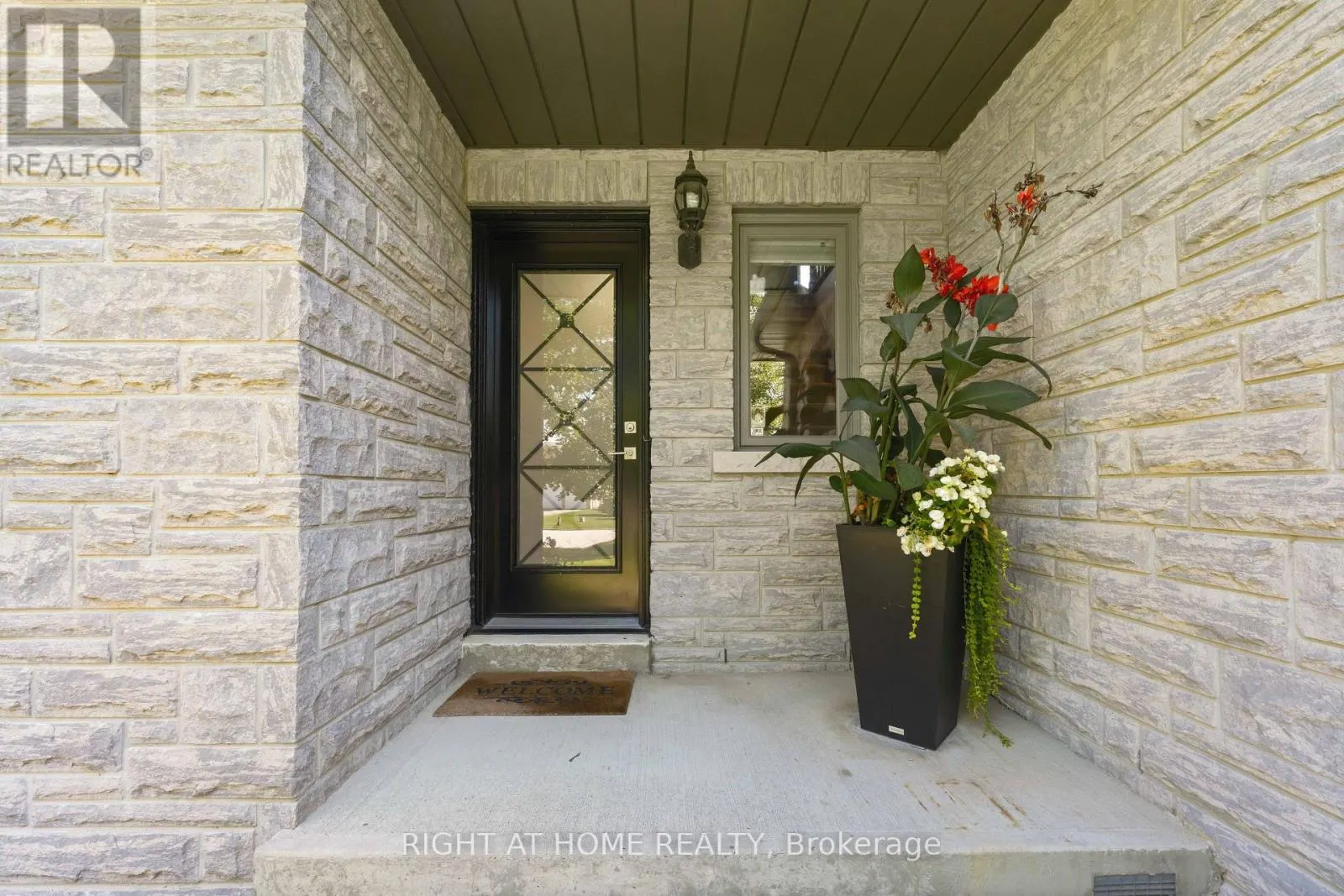 80 EDWARD POTTAGE CRESCENT