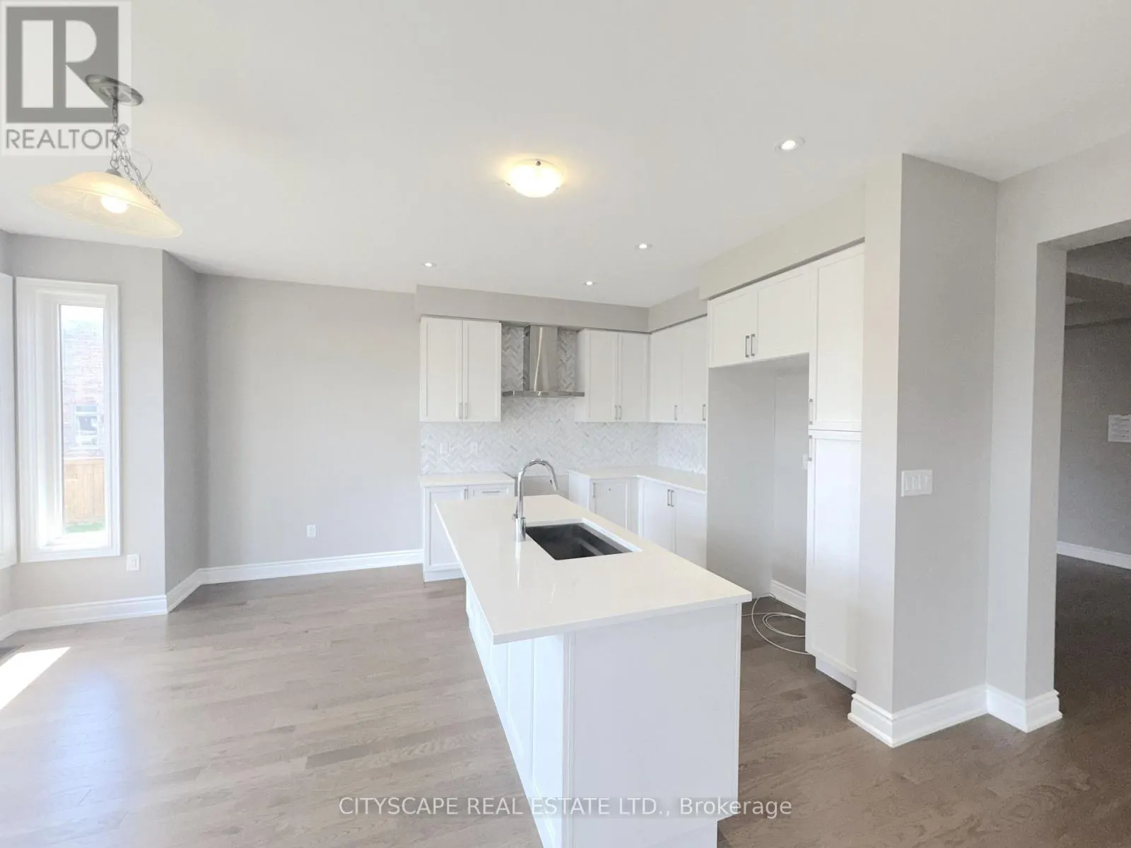 5 PEAR BLOSSOM WAY
