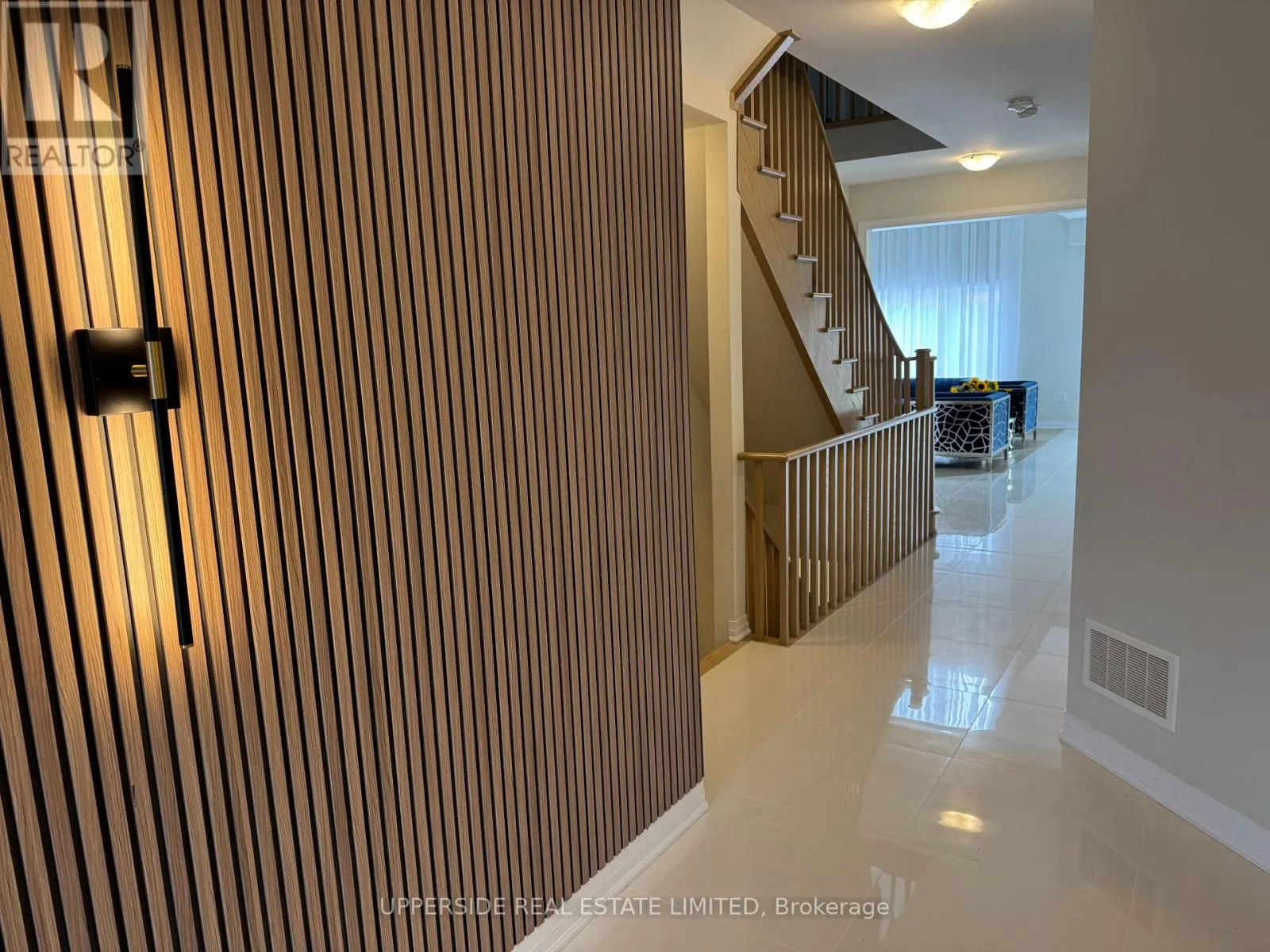1702 CORSAL COURT