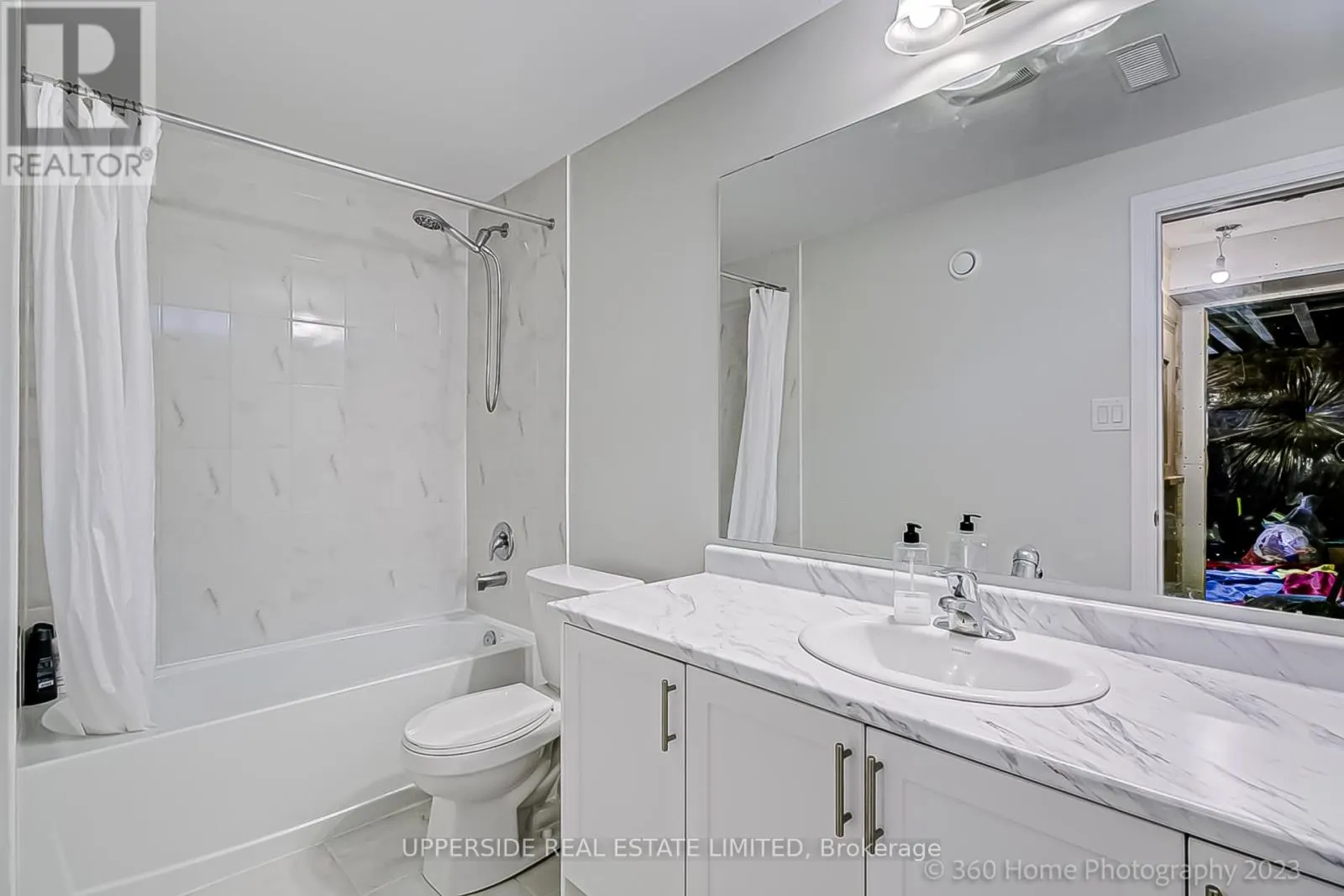 1702 CORSAL COURT