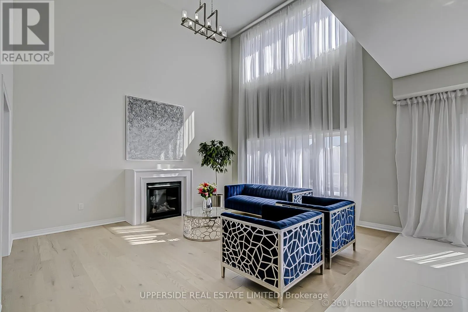 1702 CORSAL COURT
