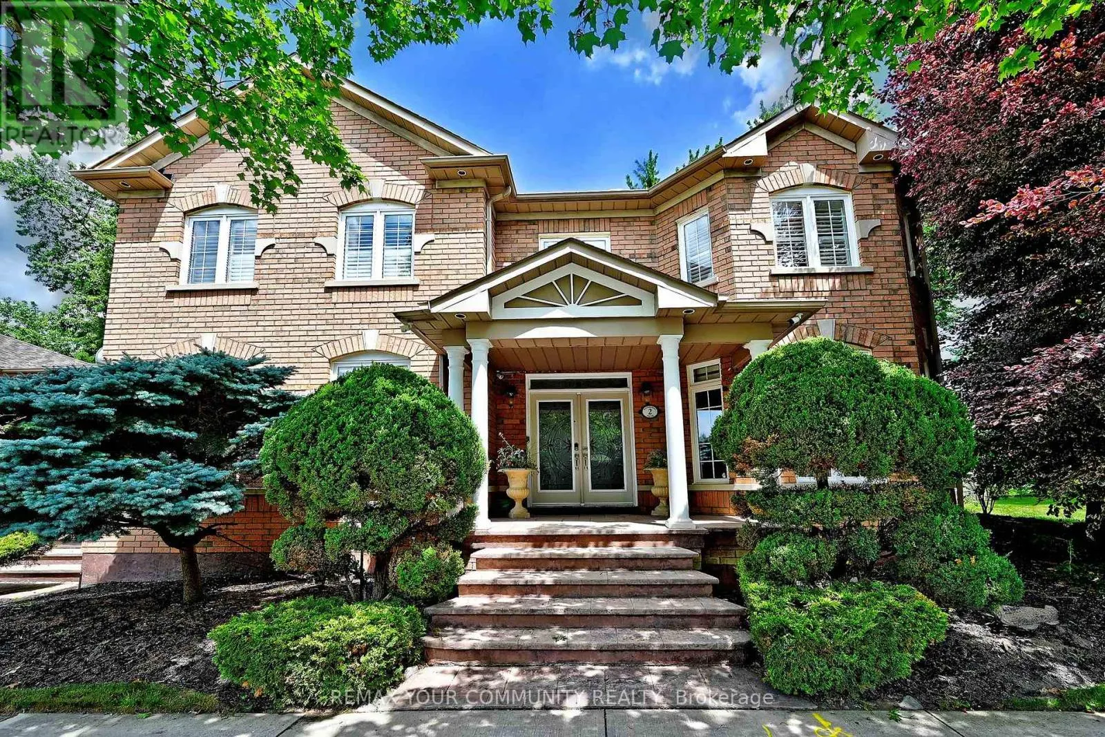 2 WINTERBERRY DRIVE