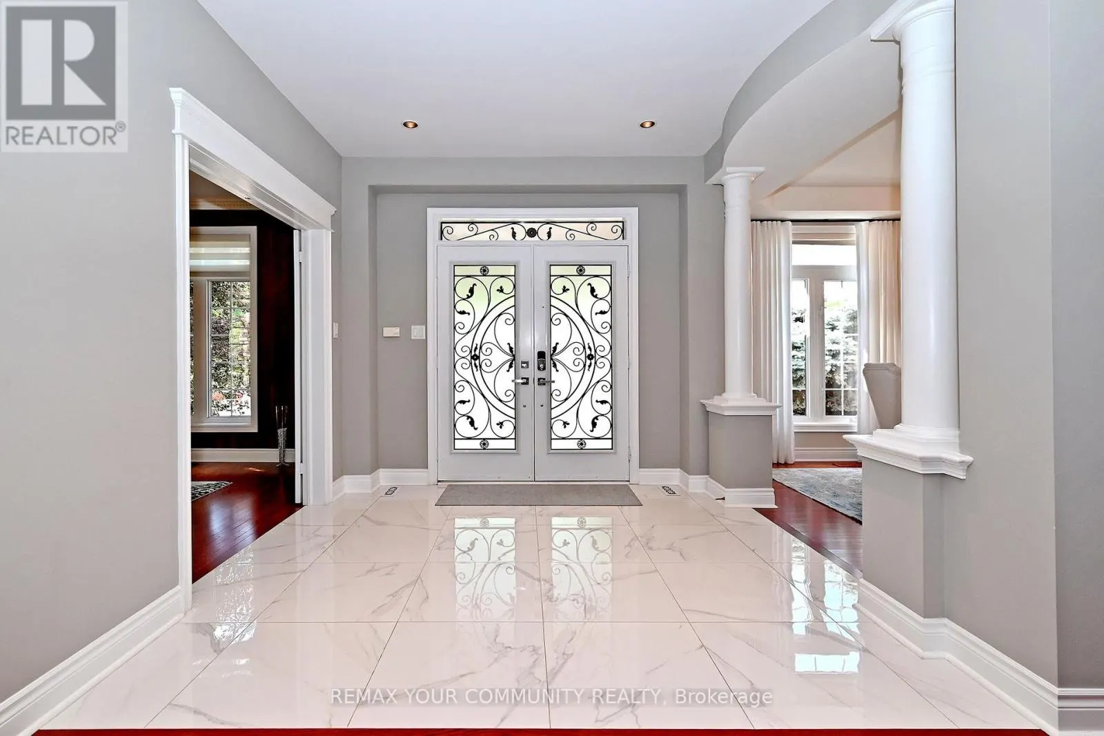 2 WINTERBERRY DRIVE