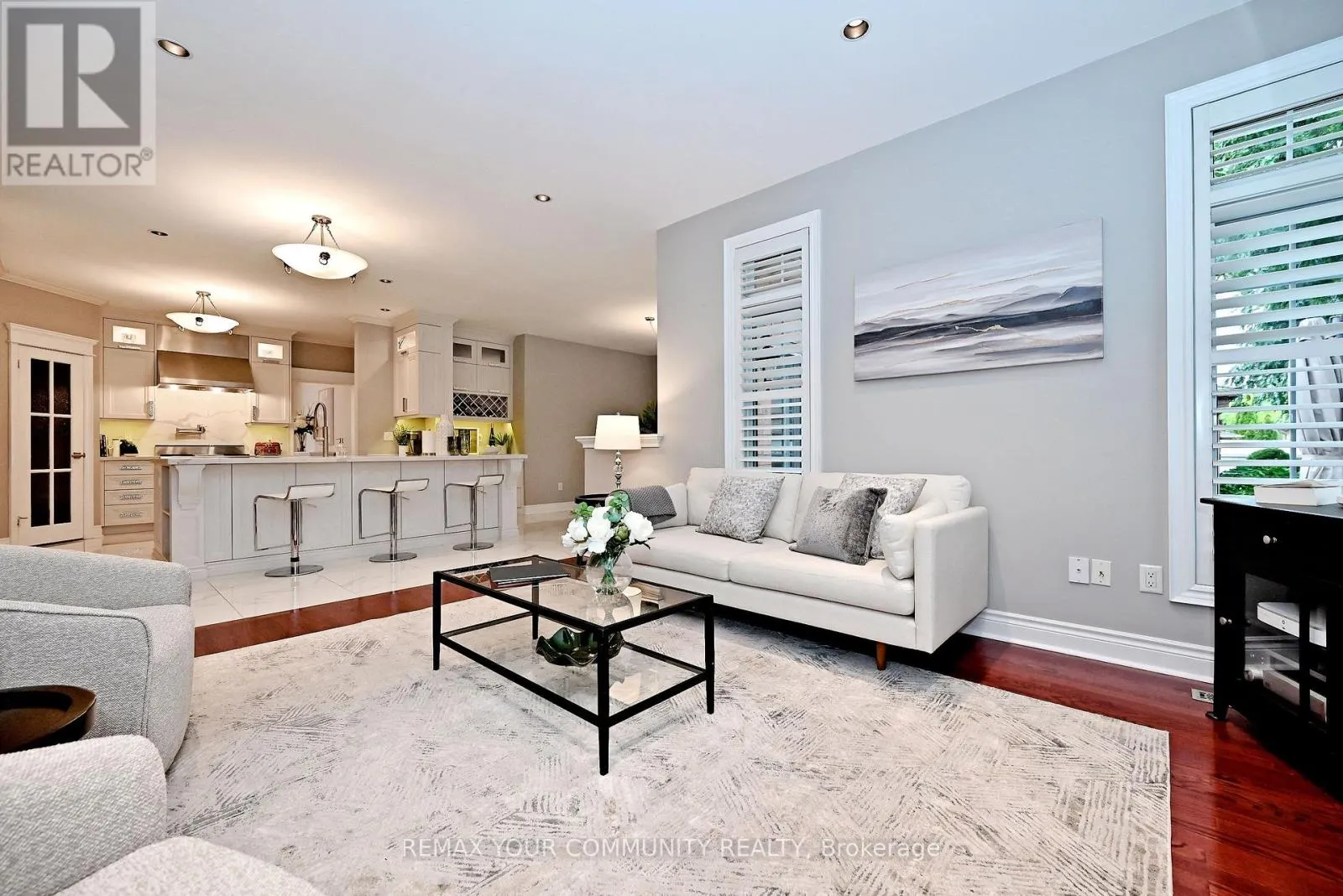 2 WINTERBERRY DRIVE