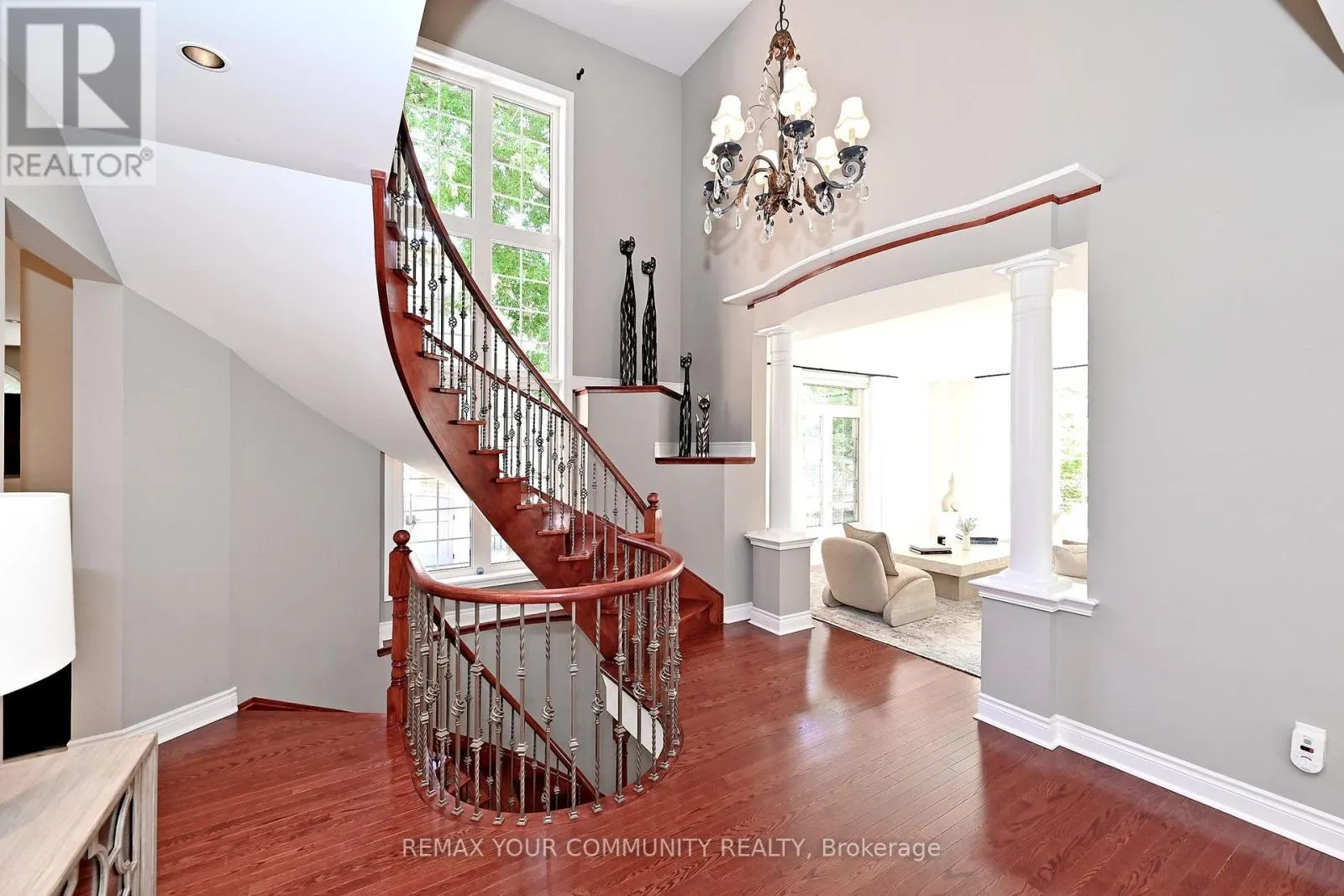 2 WINTERBERRY DRIVE
