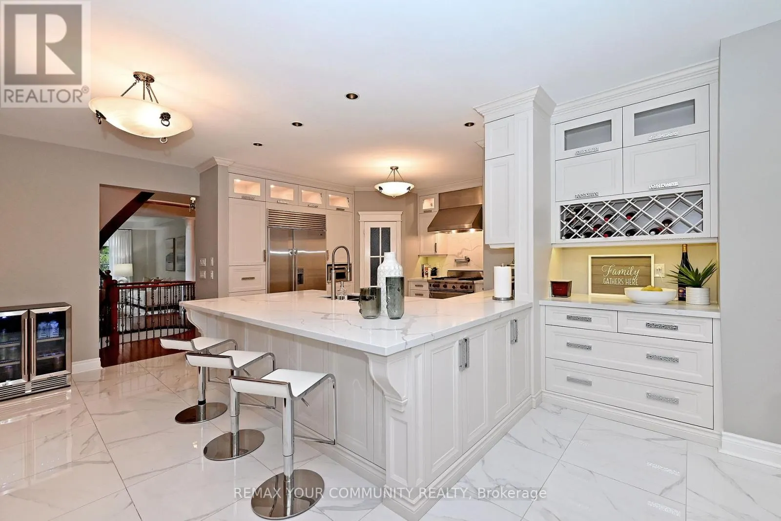 2 WINTERBERRY DRIVE