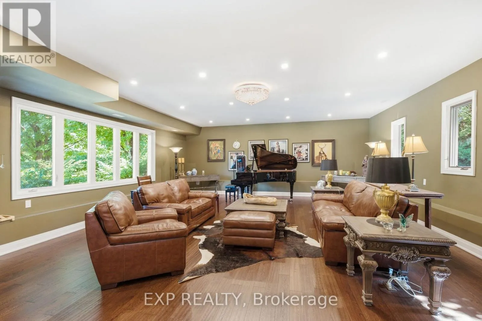 1785 DAVIS DRIVE W
