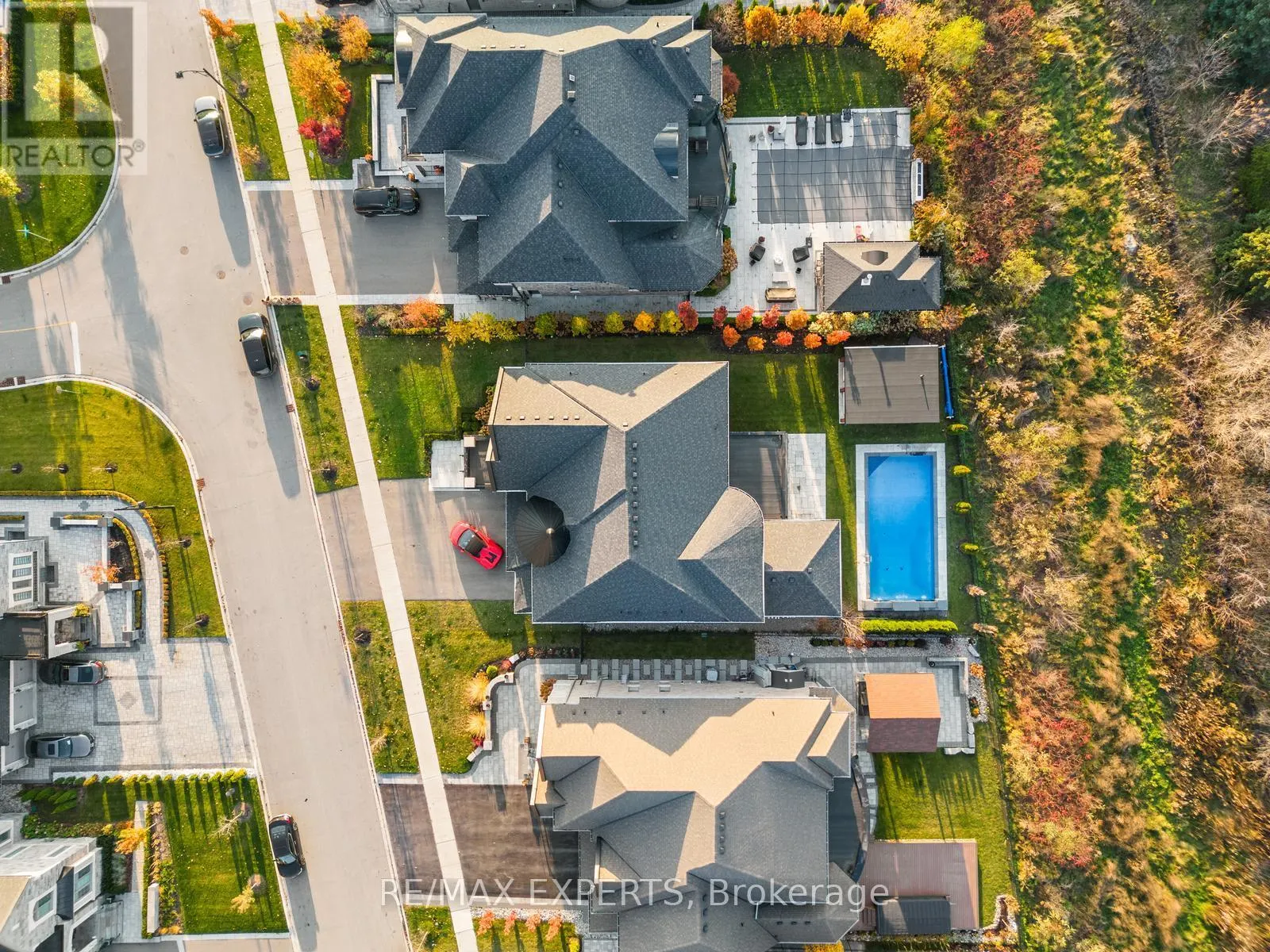 32 JAMES STOKES COURT