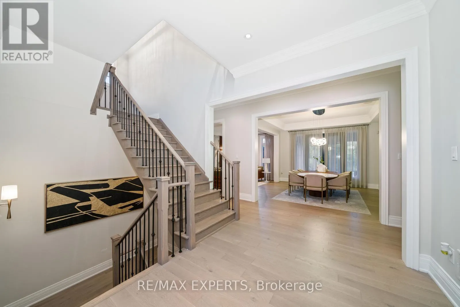 32 JAMES STOKES COURT