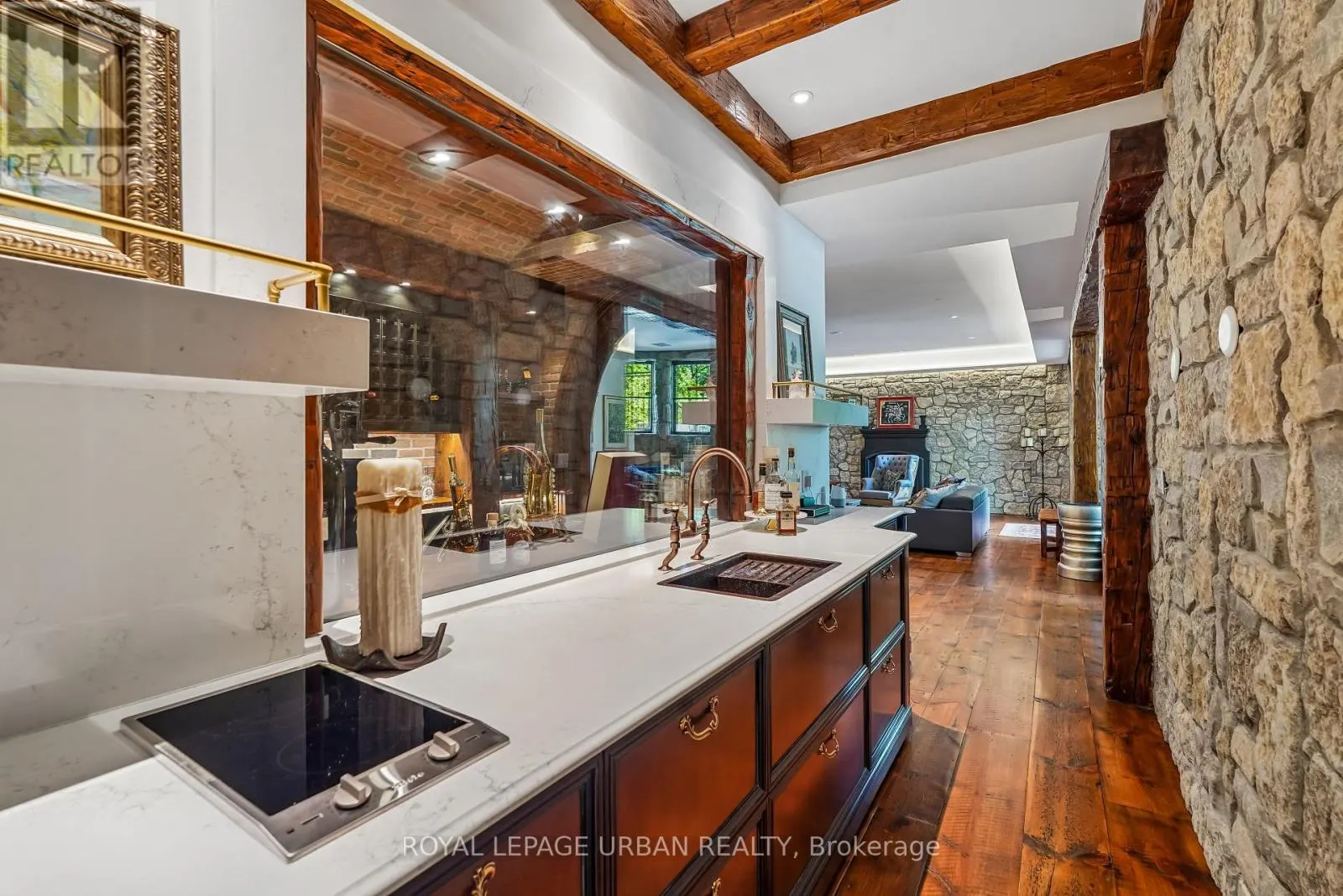105 KING HILLS LANE