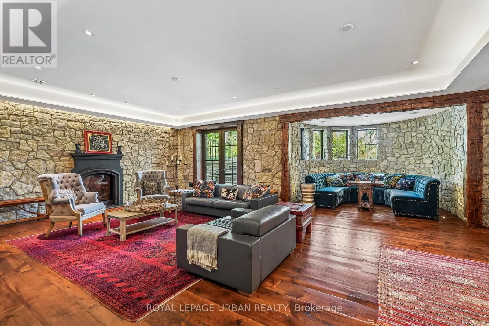 105 KING HILLS LANE