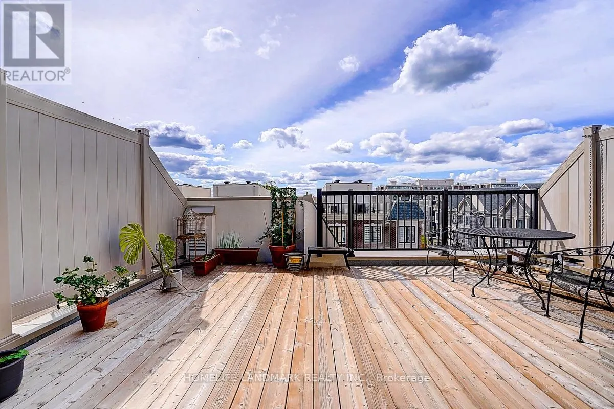 25 SUNBURY LANE